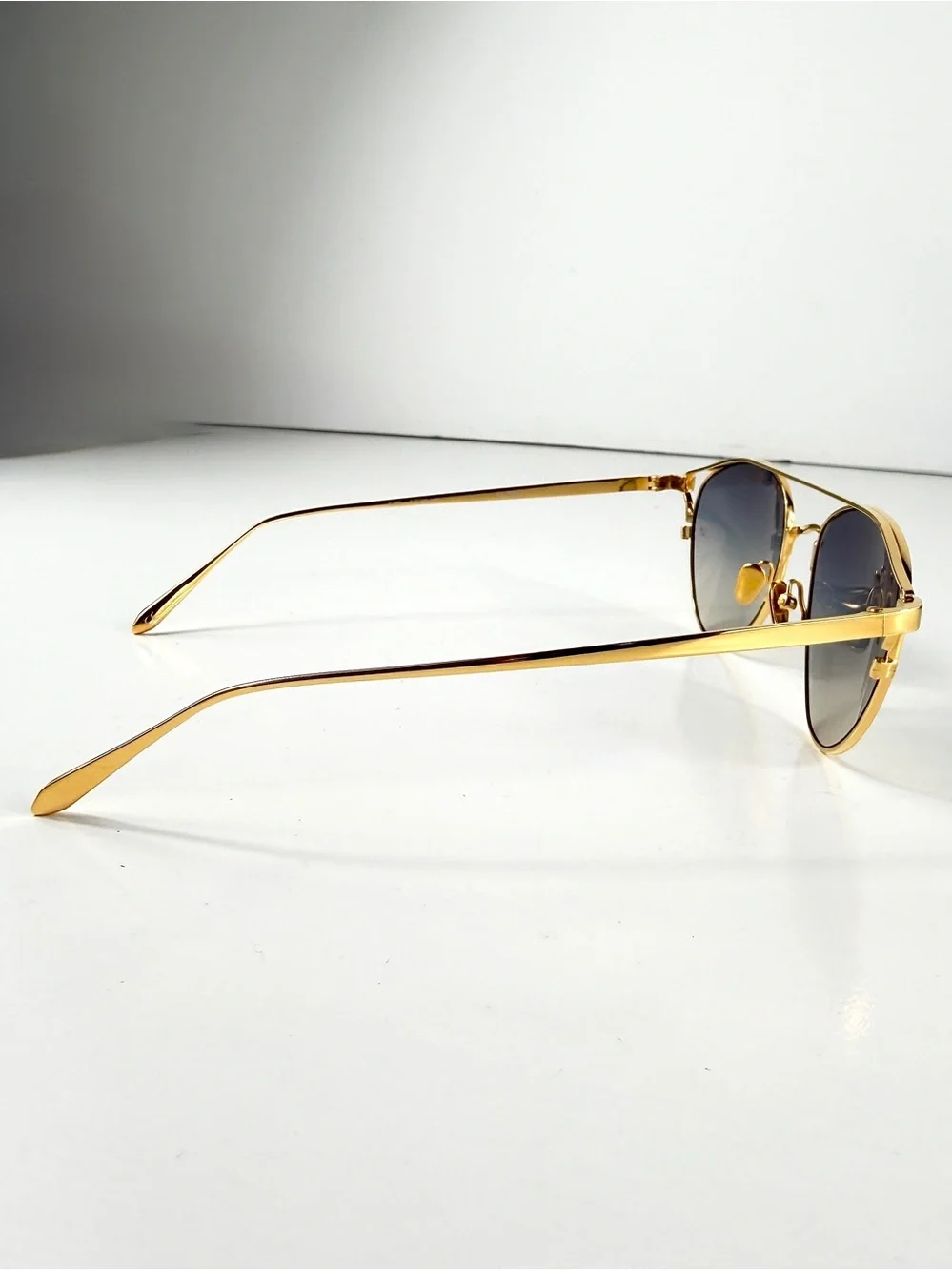 Linda Farrow Omar Aviator Sunglasses Gold Blue LFL804 C7 Titanium NWT Full Set